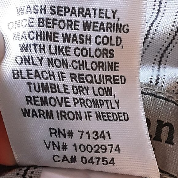 L.L. Bean Men's Straight Leg Dark-Wash Jeans Size 36x32 - Picture 11 of 11